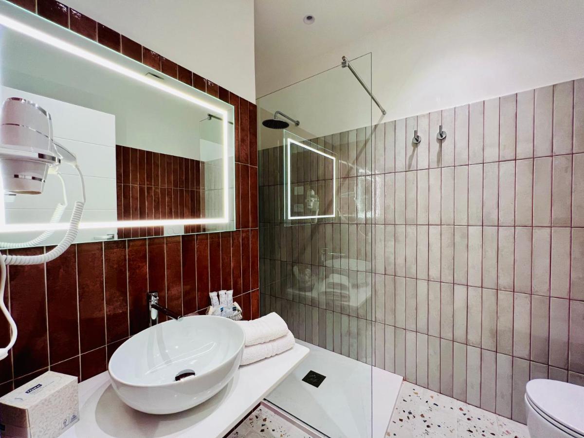 Yourhome - Lucrezia Suites Соренто Екстериор снимка